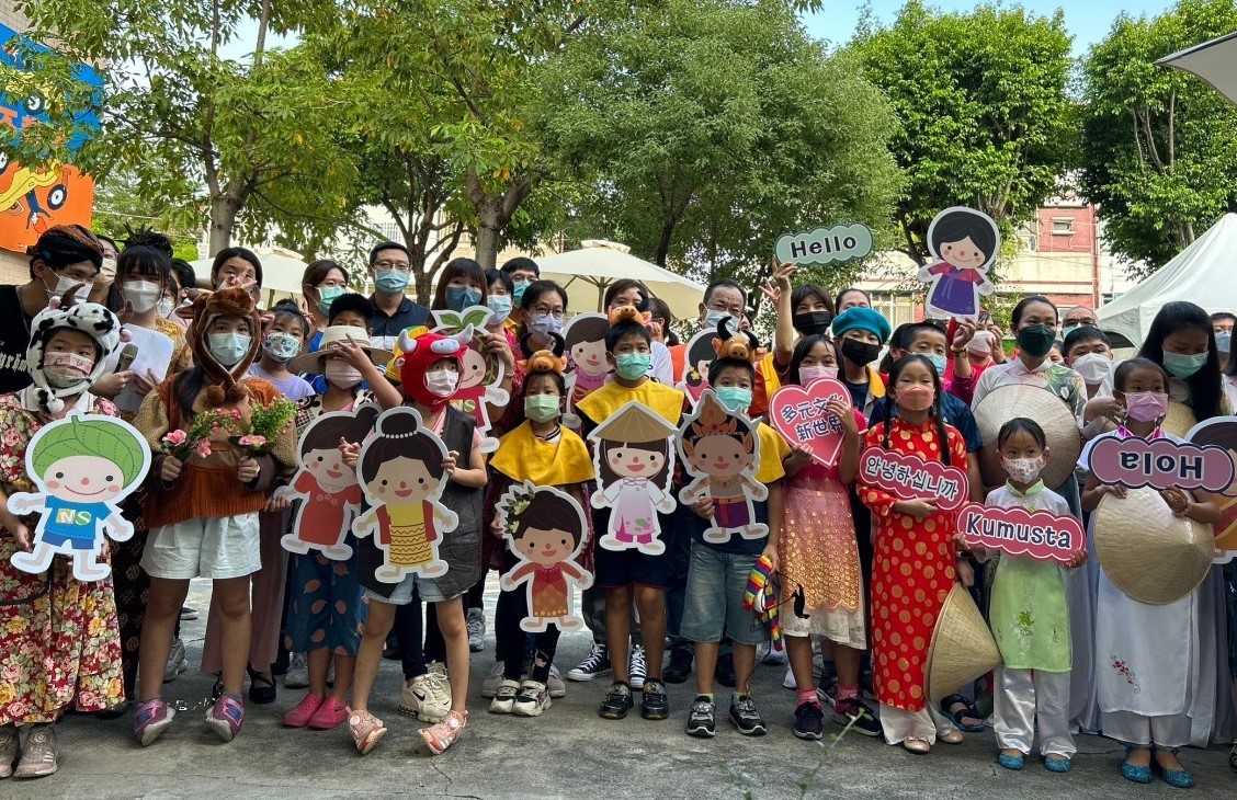 高雄市府合作培力新二代新住民婦女-與芥菜種會關懷新住民多元文化融合