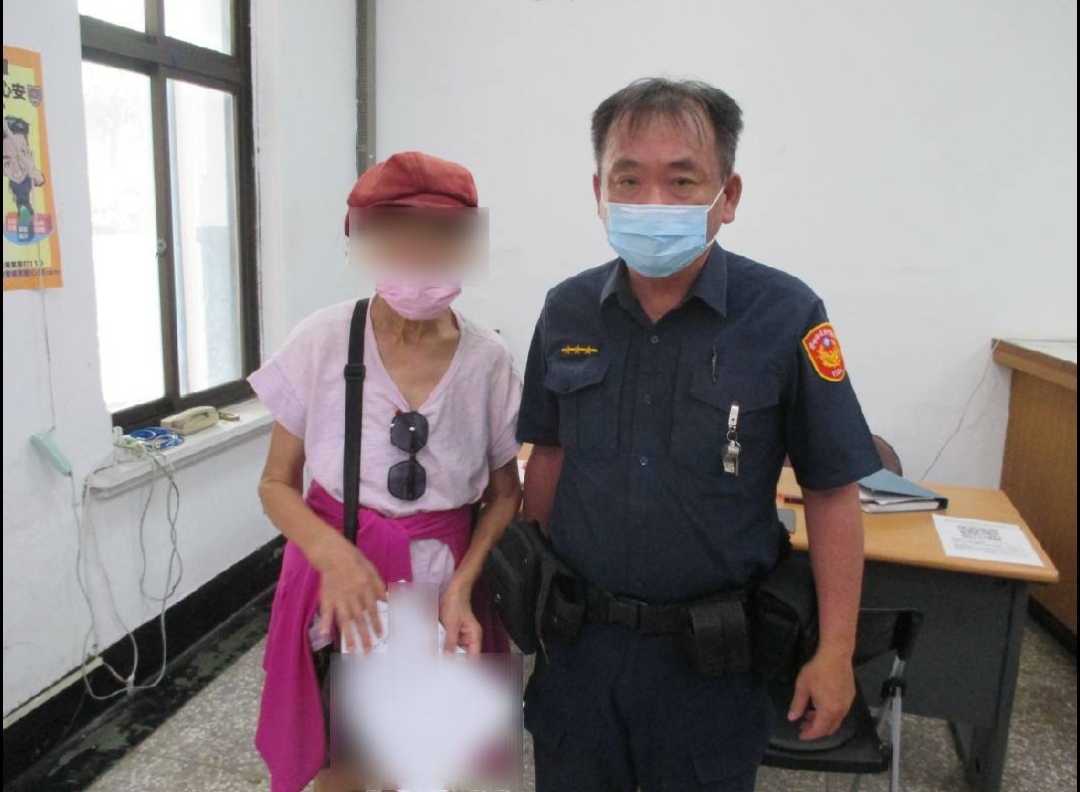 身障獨居老婦生活陷困境-菩薩警察雪中送炭度難關