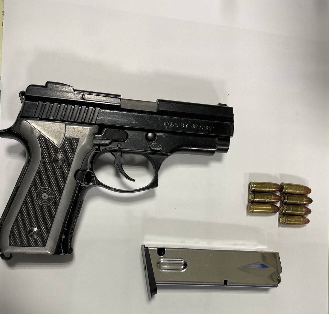 九合一大選結束後有夠衰-借車送槍遭警法辦