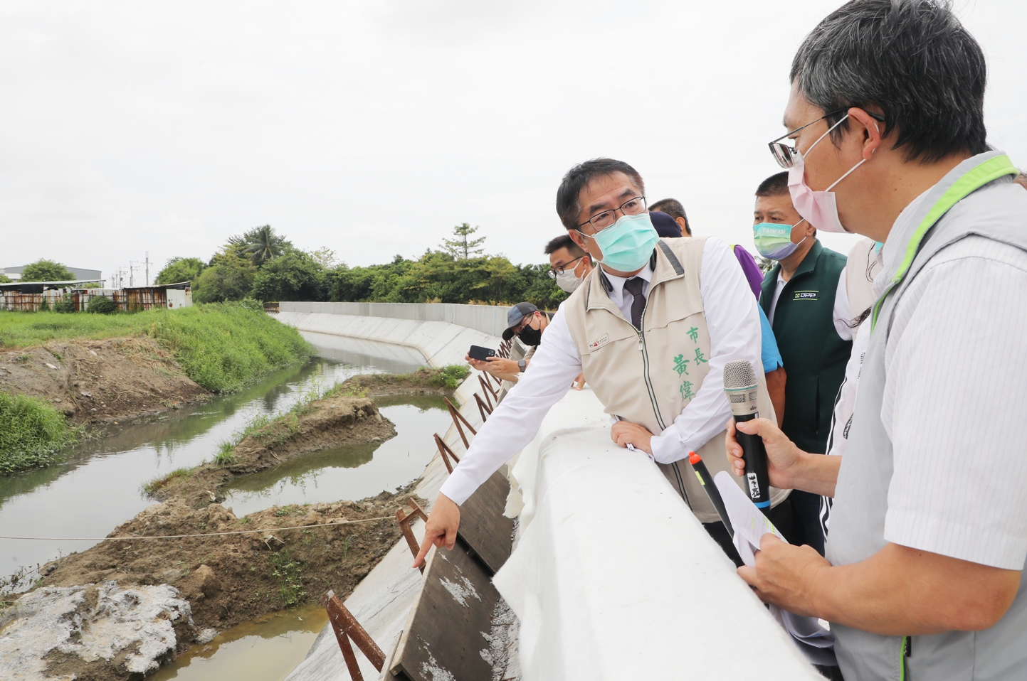 繼續拚治水-黃偉哲全力守護鄉親打造宜居家園