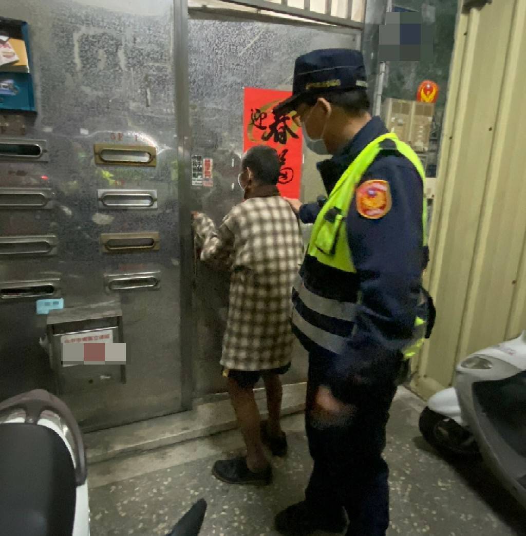 八旬老翁體力驚人-深夜迷航-東勢警即刻救援