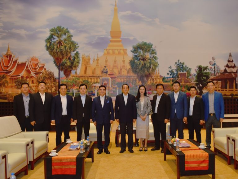 陳江濤受邀與老撾總理宋賽·西潘敦會談並見證陳光標與老撾簽署招商合作協議