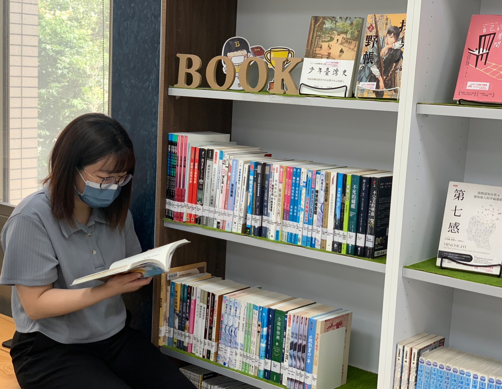 借書換中信兄弟球票-中市圖「閱讀全壘打」6/27開跑