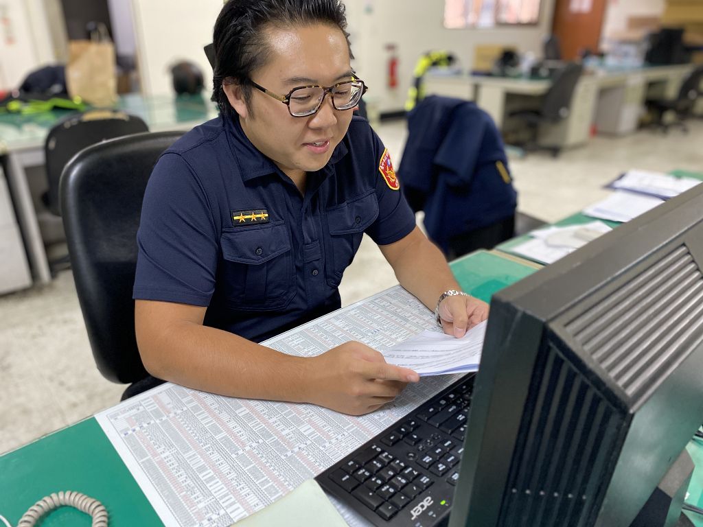 石警官逮車手保血汗錢-被害人百里捎來感謝信函