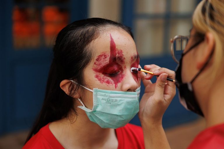 全台最大萬聖慶典9/9活屍再起  “裝”神弄鬼朝聖墓碑鎮只要$499