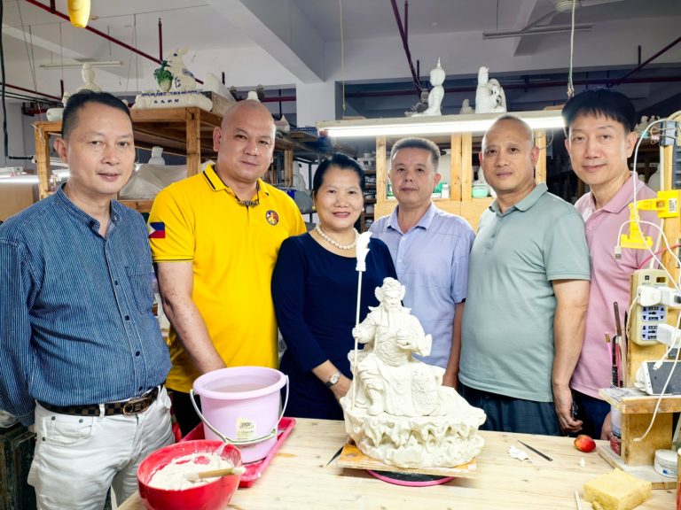 中華關公文化全球聯合會一行赴德化瓷都調研