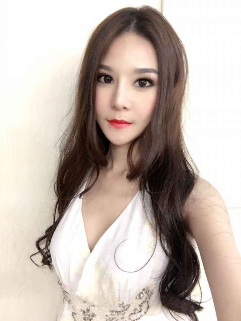 高小敏小說我的8號女友 張品晞邊看邊哭