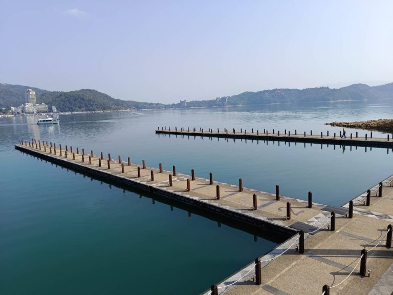 日月潭水位下降，朝霧、玄光碼頭1號浮排自112年3月8日起暫時拖離 4大公有碼頭仍維持正常營運