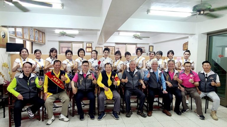 烏日榮泉振興宮刈香祈福繞境 振興女子旗隊優質吸睛