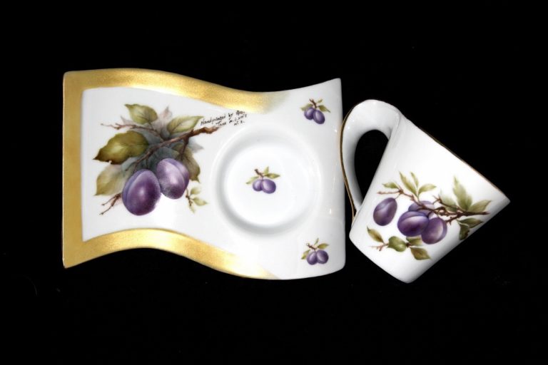 精瓷風華—鄧淑珍釉上瓷器彩繪師生展 巿政藝術廊道即日起絕美展出