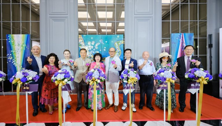 總裁畫家江屘菊 「圓·宇宙」創作個展 豐邑建設藝界合作熱鬧開展